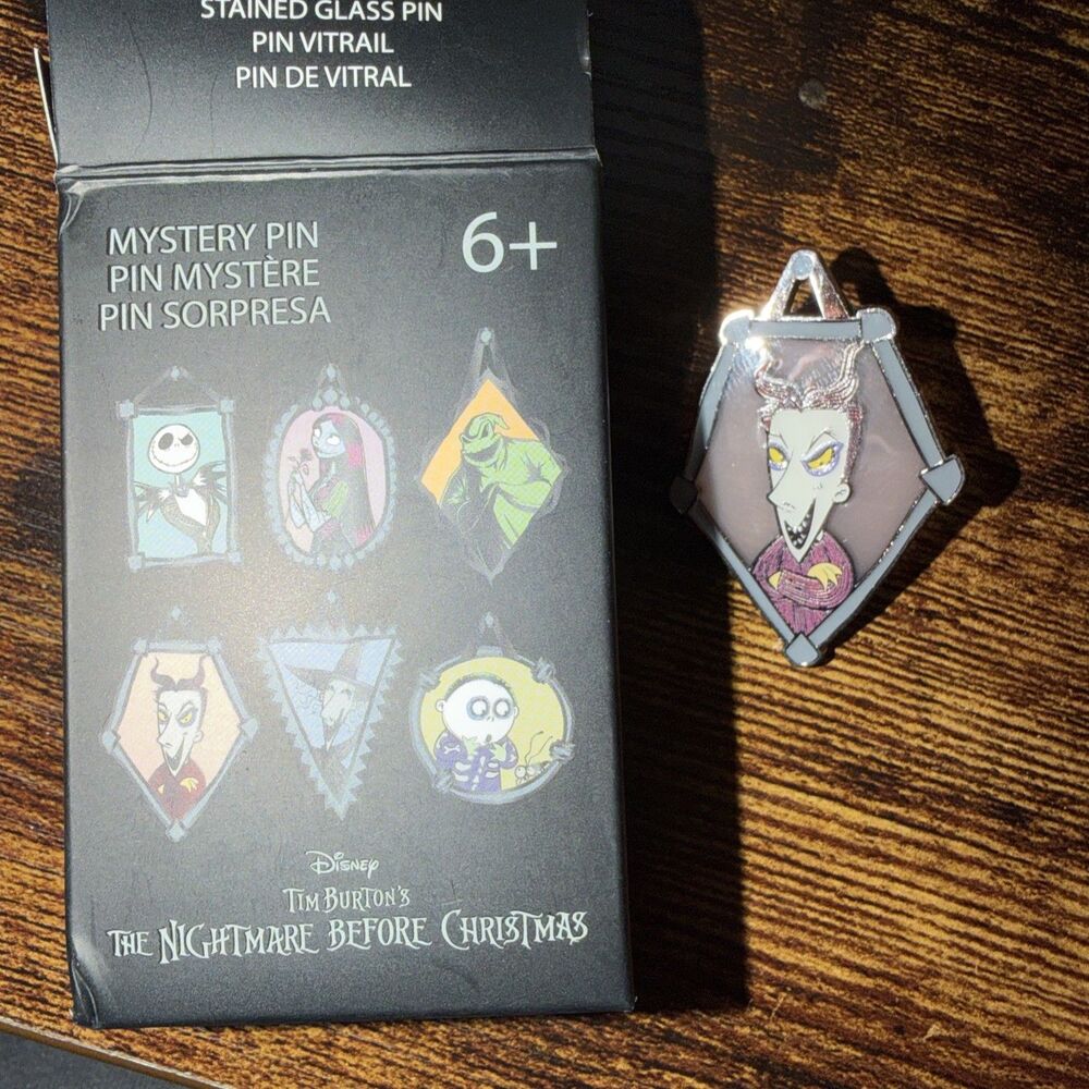 Loungefly Nightmare Before Christmas Portrait Enamel Pins - Lock